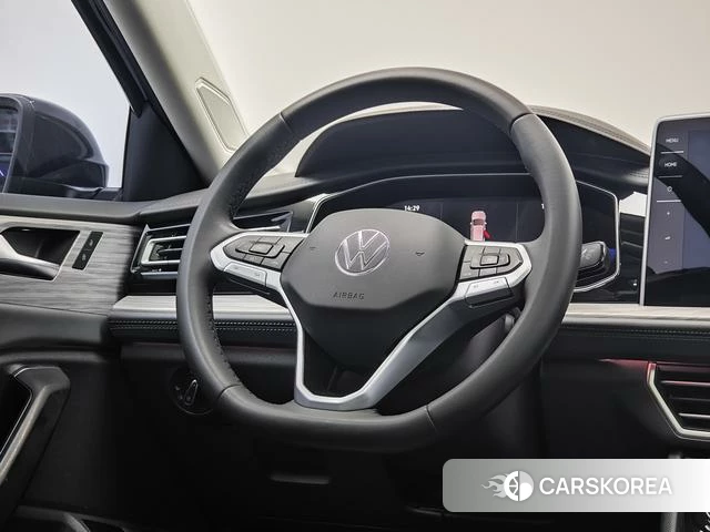 Volkswagen Sagitar 2024 Черный из Китая, фото 2