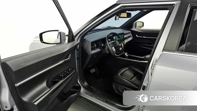 Ssangyong Torres 2022 Светло-серебряный цвет из Кореи, фото 2