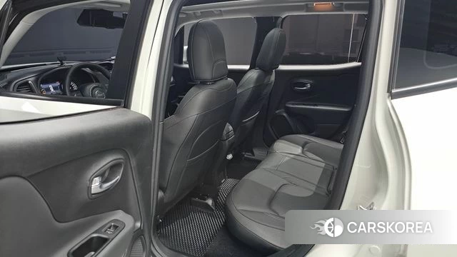 Jeep Renegade 2022 Белый из Кореи, фото 2