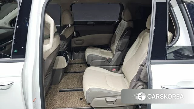 Kia The New Carnival 4th Generation 2026 Белый из Кореи, фото 2