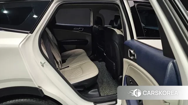 Kia Sportage 5th Generation 2022 Белый из Кореи, фото 2