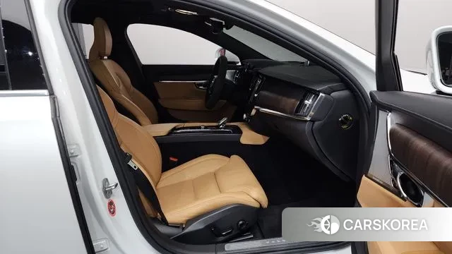 Volvo S90 2022 Белый из Кореи, фото 2