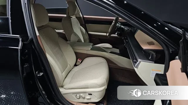 Hyundai Grandeur Hybrid (GN7) 2023 Черный из Кореи, фото 2