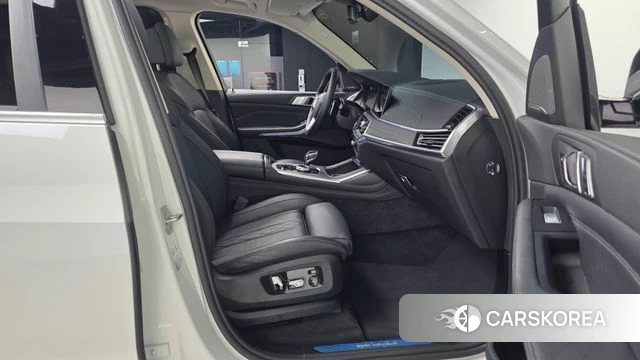 BMW X7 (G07) 2020 Белый из Кореи, фото 2