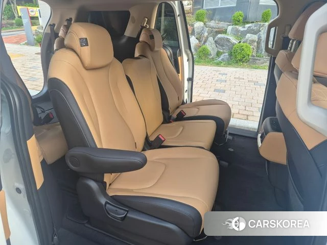 Kia Carnival 4th generation 2023 Белый из Кореи, фото 2