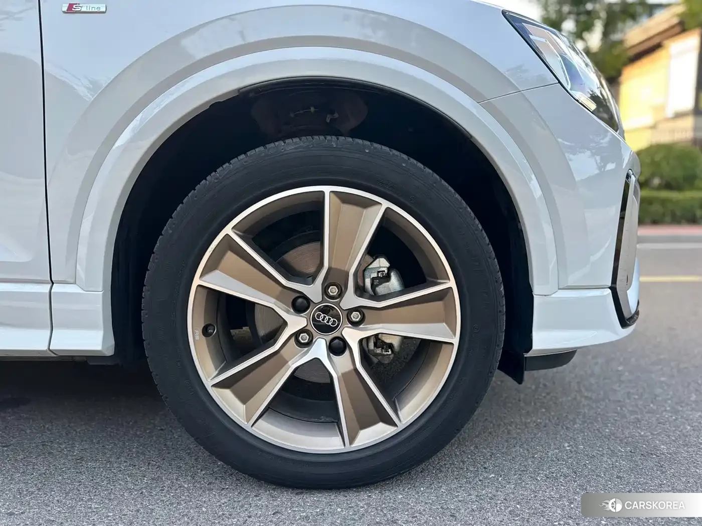 Audi Q2L 2023 Белый из Китая, фото 2