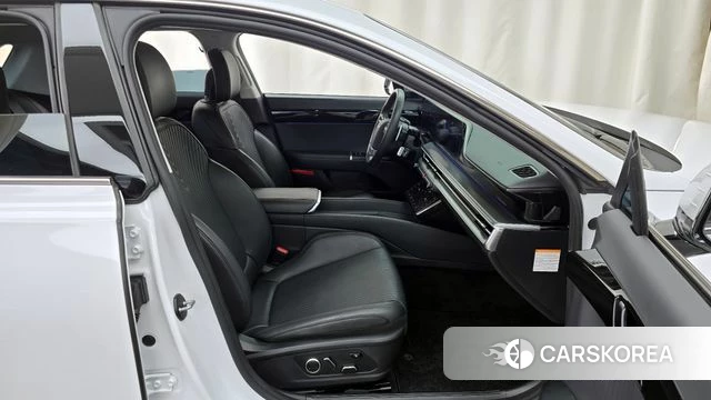 Hyundai Grandeur Hybrid (GN7) 2024 Белый из Кореи, фото 2