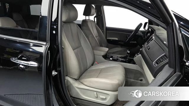 Kia The New Carnival 2018 Черный из Кореи, фото 2