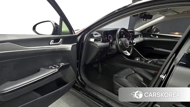 Kia K5 3rd generation 2021 Черный из Кореи, фото 2