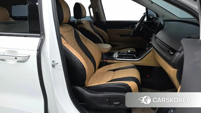 Kia Carnival 4th generation 2022 Белый из Кореи, фото 2