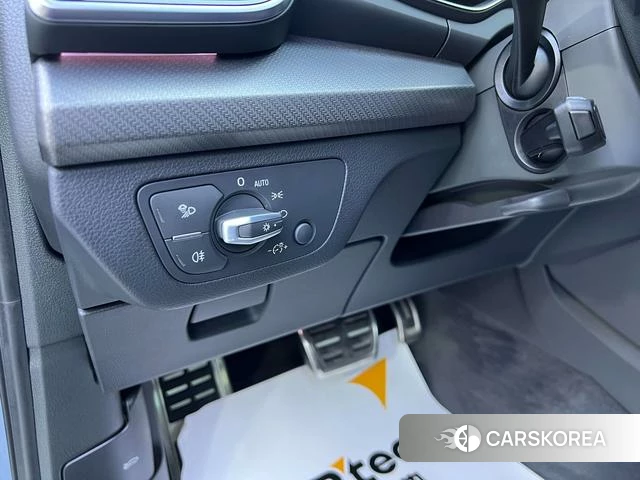 Audi Q5L 2022 Синий из Китая, фото 2