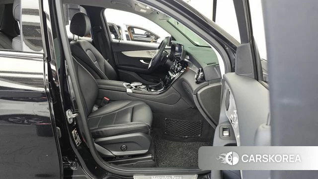 Mercedes-Benz GLC-Class X253 2019 Черный из Кореи, фото 2