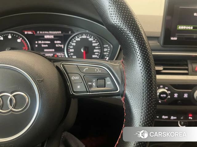 Audi A4L 2019 Белый из Китая, фото 2