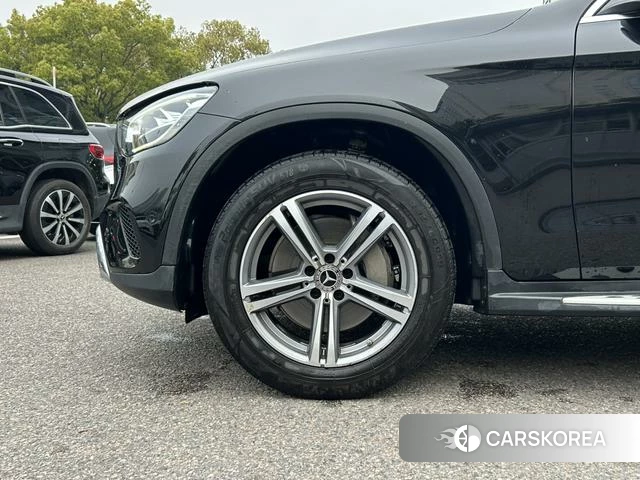 Mercedes-Benz GLC 2021 Черный из Китая, фото 2