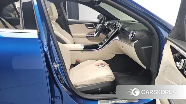 Mercedes-Benz C-Class W206 2023 Синий из Кореи, фото 2