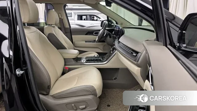 Kia Carnival 4th generation 2021 Черный из Кореи, фото 2