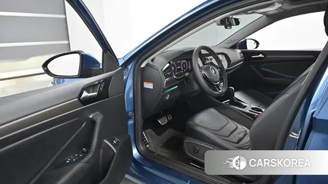 Volkswagen 7th Generation of Jetta 2021 Синий из Кореи, фото 2