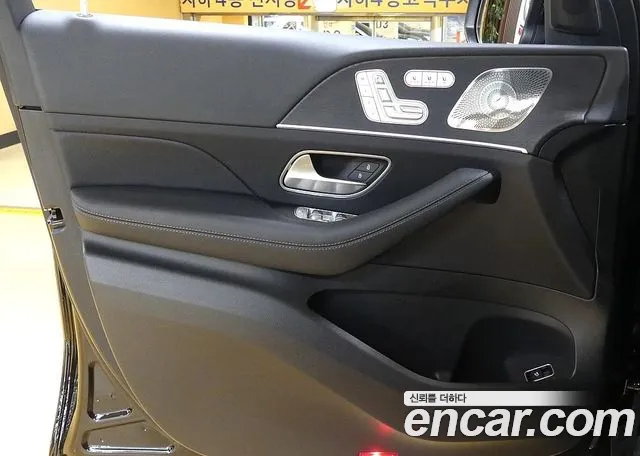 Mercedes-Benz GLE-Class W167 2023 Черный из Кореи, фото 2