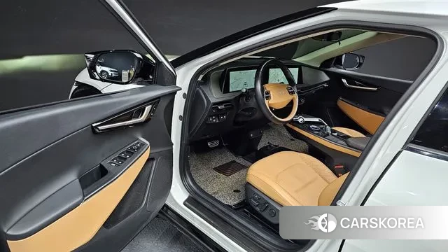 Kia EV6 2022 Белый из Кореи, фото 2