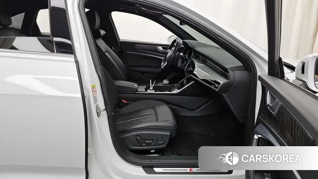 Audi A6 (C8) 2021 Белый из Кореи, фото 2