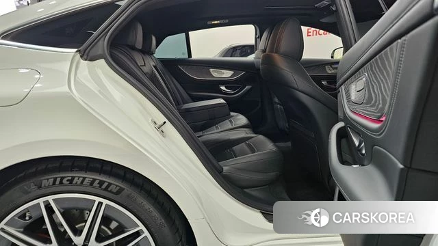 Mercedes-Benz AMG GT 2024 Белый из Кореи, фото 2