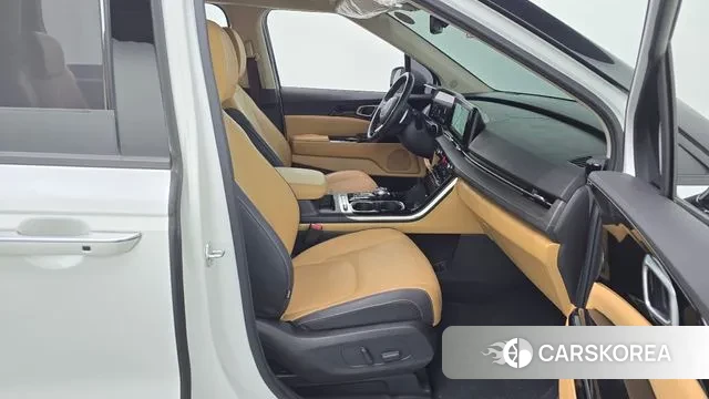 Kia Carnival 4th generation 2023 Белый из Кореи, фото 2