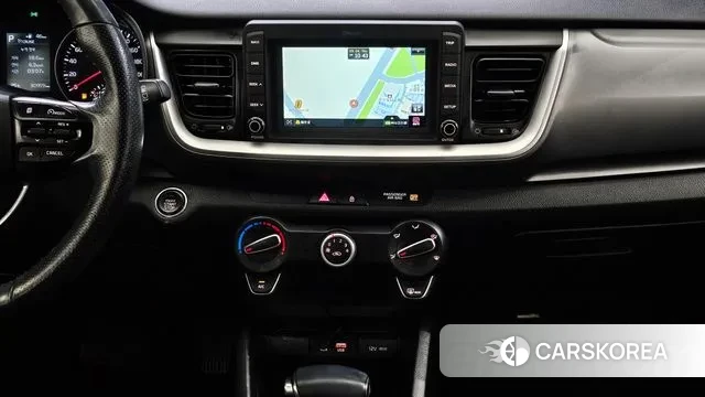 Kia Stonic 2018 Белый из Кореи, фото 2