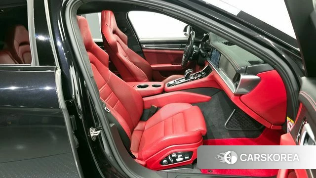 Porsche Panamera (971) 2020 Черный из Кореи, фото 2