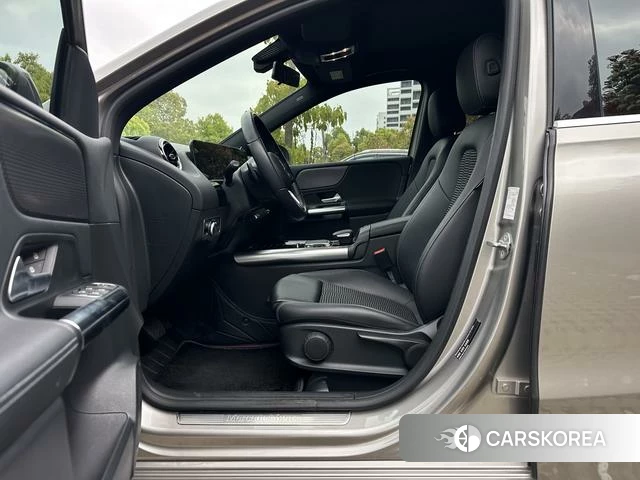 Mercedes-Benz Class B 2020 Серебристо-серый из Китая, фото 2