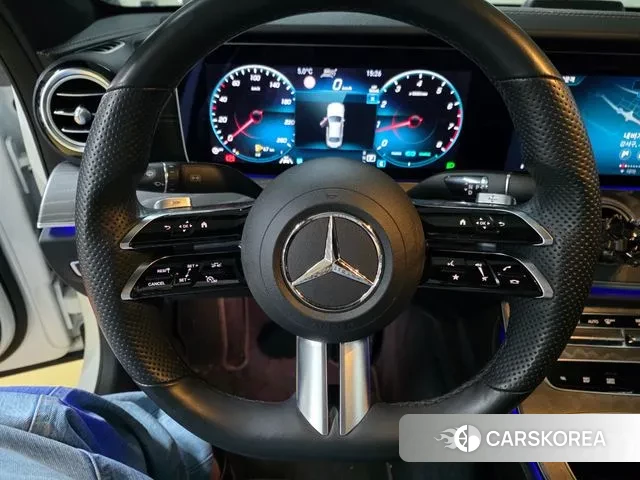 Mercedes-Benz E-Class W213 id 3478427 из Кореи 2