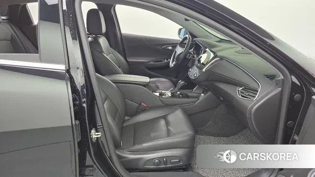 Chevrolet (GM Daewoo) All New Malibu 2018 Черный из Кореи, фото 2