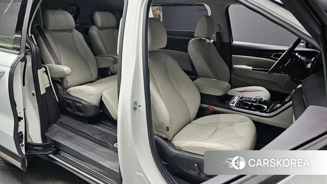 Kia Carnival 4th generation 2023 Белый из Кореи, фото 2