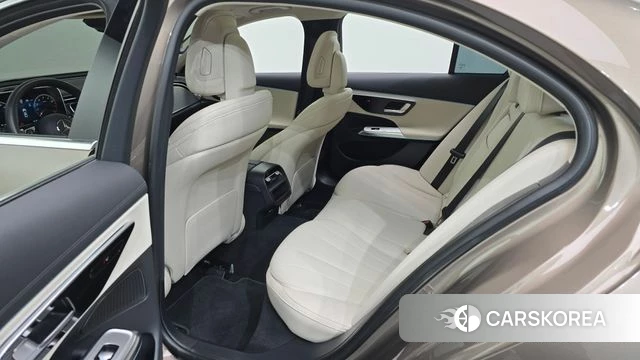 Mercedes-Benz E-Class W214 2025 Коричневый из Кореи, фото 2