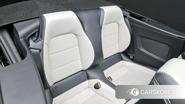 Ford Mustang 7th Generation 2024 Черный из Кореи, фото 2