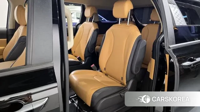 Kia Carnival 4th generation 2022 Черный из Кореи, фото 2