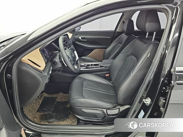 Hyundai Sonata (DN8) 2021 Черный из Кореи, фото 2