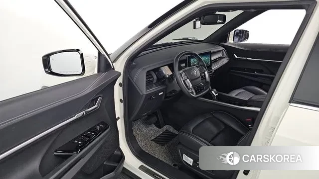 Ssangyong Torres 2023 Белый из Кореи, фото 2