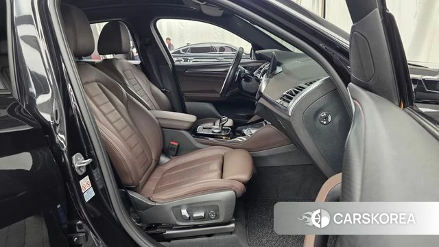 BMW X4 (G02) 2023 Черный из Кореи, фото 2