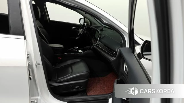 Kia Sportage 5th Generation 2021 Белый из Кореи, фото 2