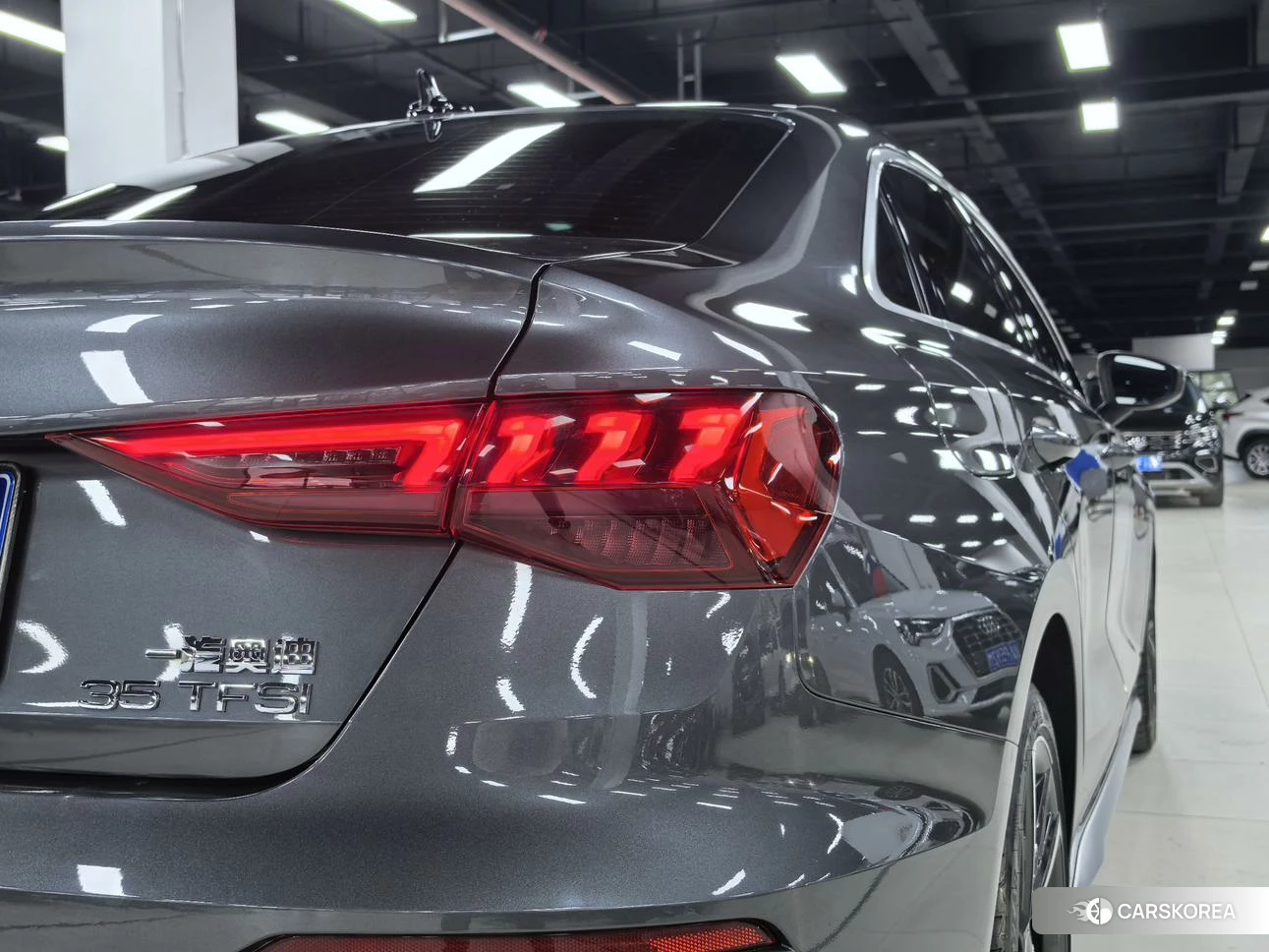 Audi A3 2021 Темно-серый из Китая, фото 2