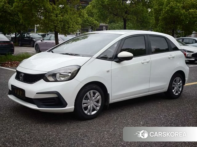Honda Fit 2021 Белый из Китая, фото 2