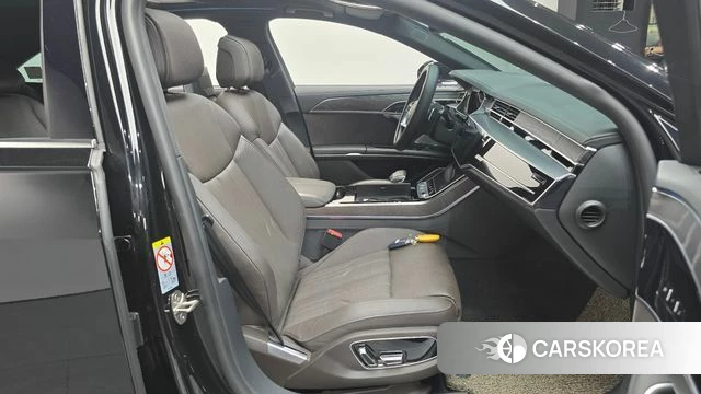 Audi A8 (D5) 2022 Черный из Кореи, фото 2