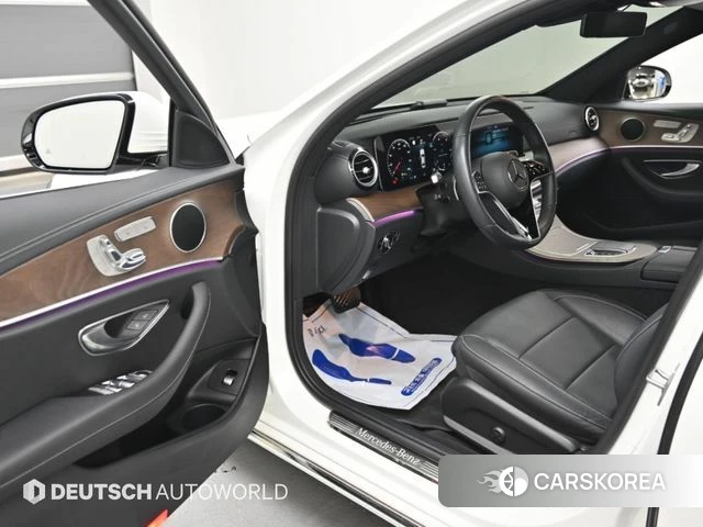 Mercedes-Benz E-Class W213 2021 Белый из Кореи, фото 2