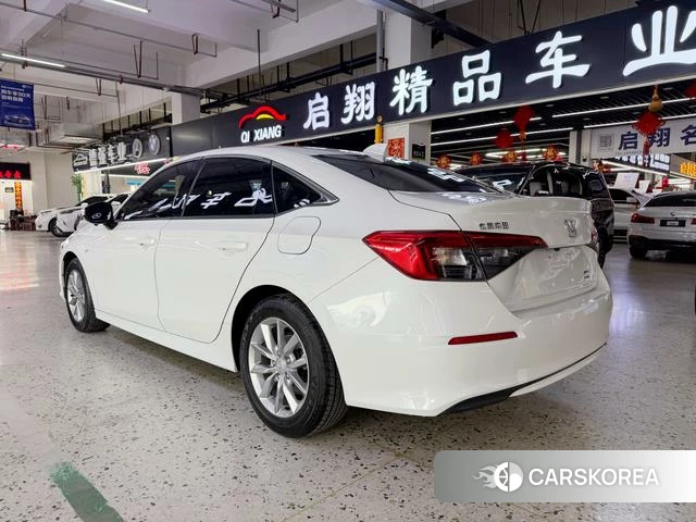 Honda Civic 2022 Белый из Китая, фото 2