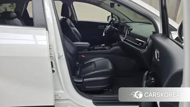 Kia Sportage 5th Generation 2021 Белый из Кореи, фото 2