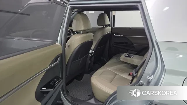 Ssangyong Torres 2023 Зеленый из Кореи, фото 2