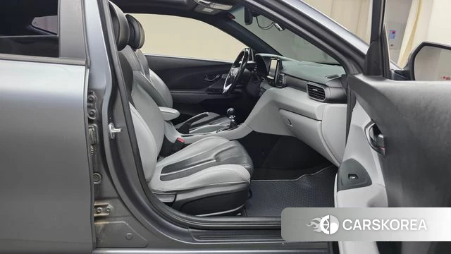 Hyundai Veloster (JS) 2018 Серый из Кореи, фото 2