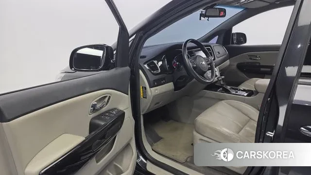 Kia The New Carnival 2019 Серый из Кореи, фото 2