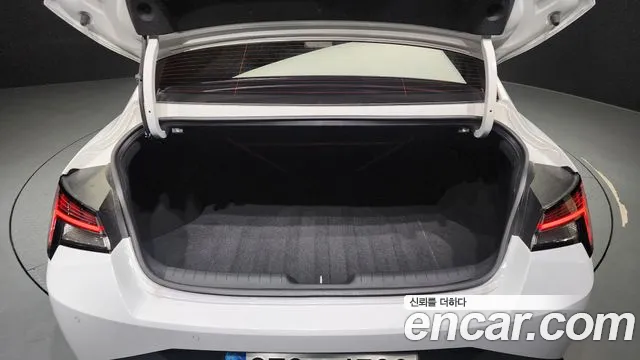 Hyundai Avante (CN7) 2021 Белый из Кореи, фото 2