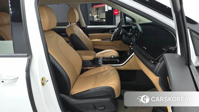 Kia Carnival 4th generation 2022 Белый из Кореи, фото 2
